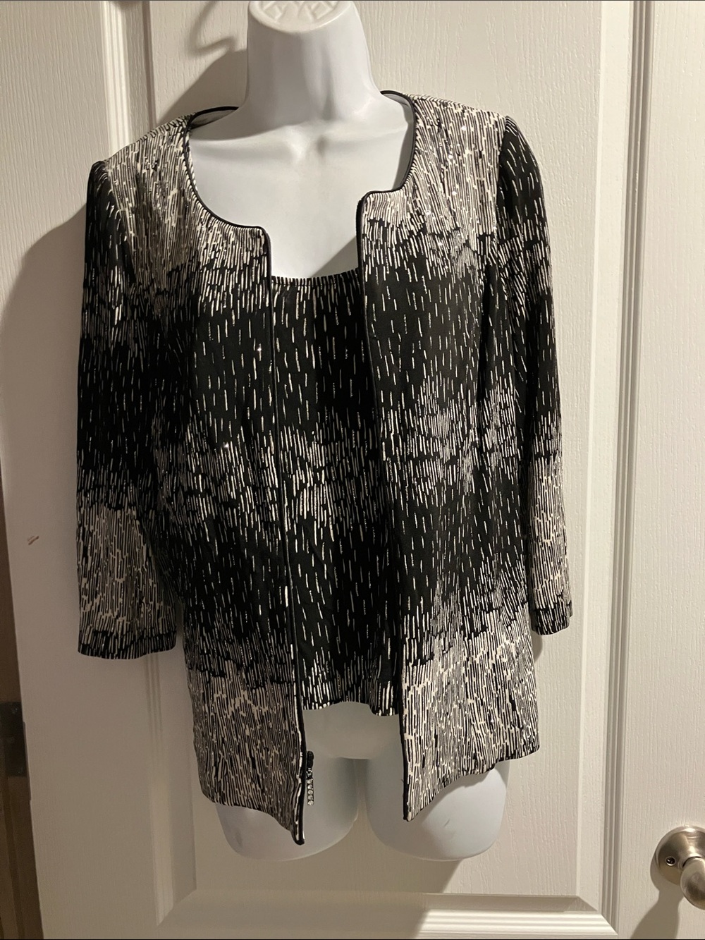 Alex Evenings Black and White Patterned Jacket Set
